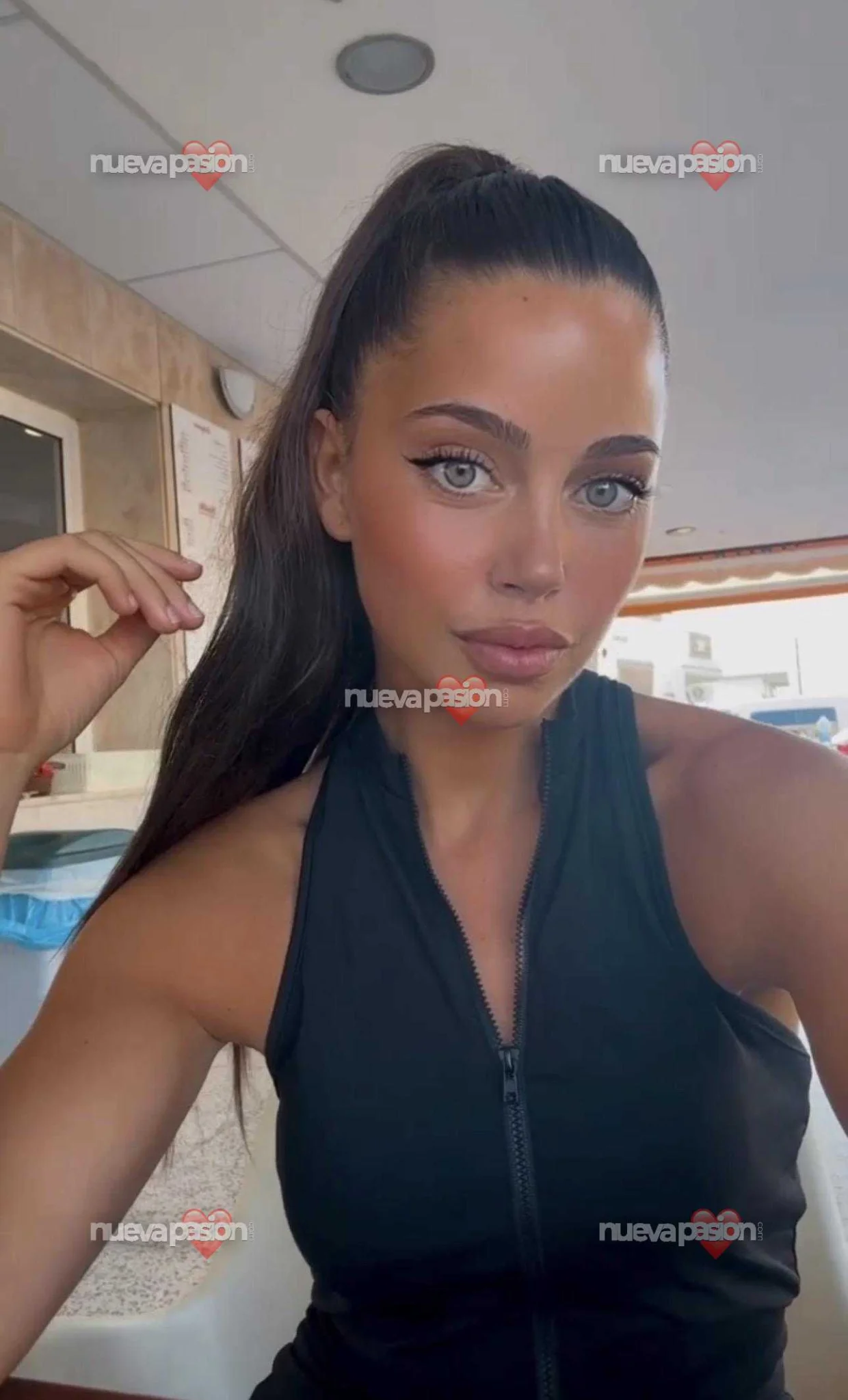 Escort latina curvy en Valencia