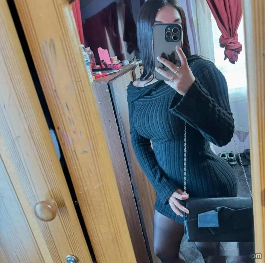 Escort latina curvy en Burgos