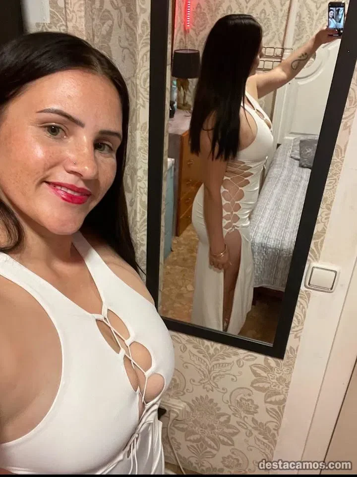 Escort latina curvy en Barcelona