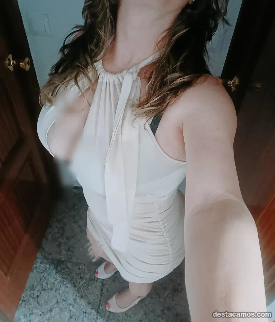 Escort latina curvy en Valencia