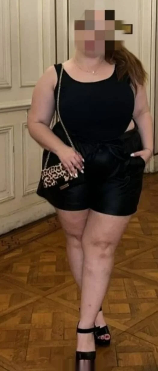 Escort latina curvy en Telde