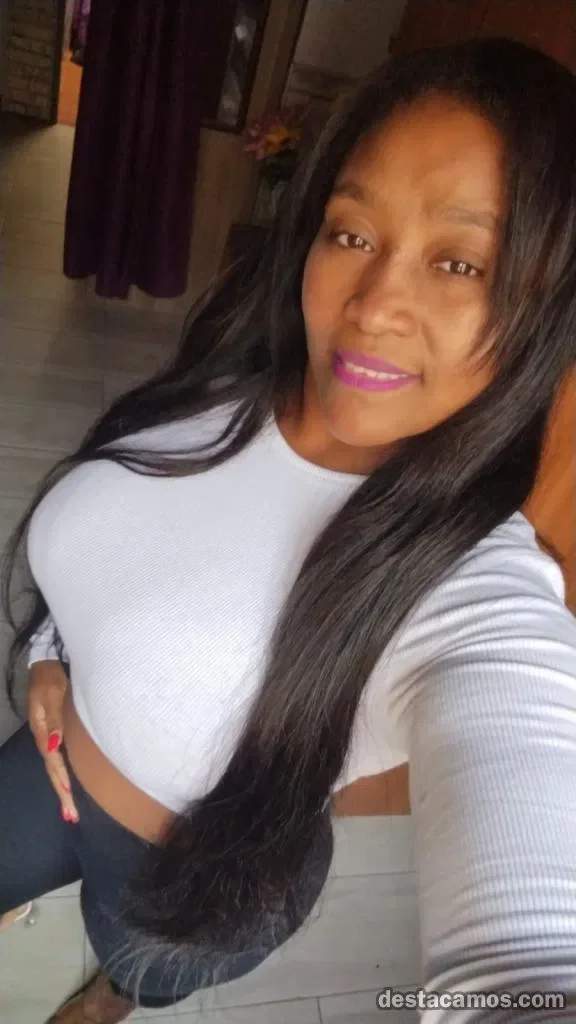 Escort mulata curvy en Alicante