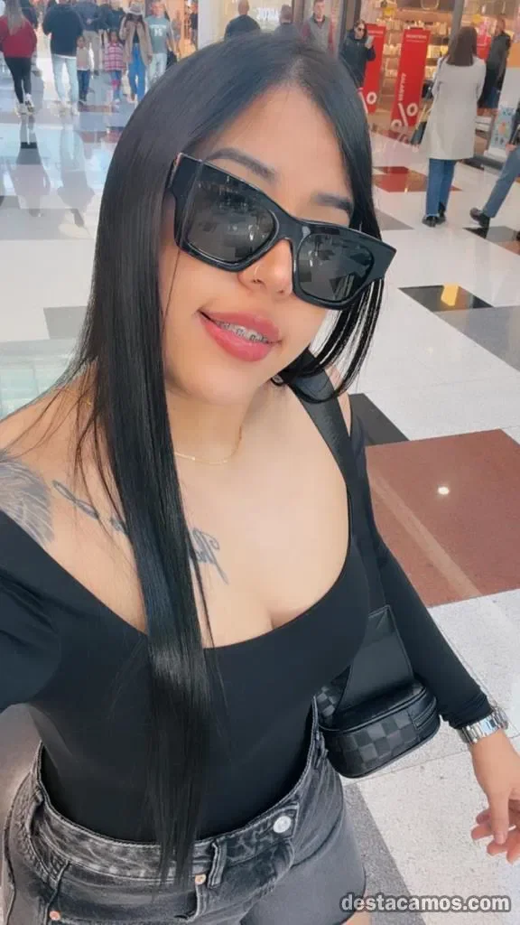 Escort latina curvy en Granada