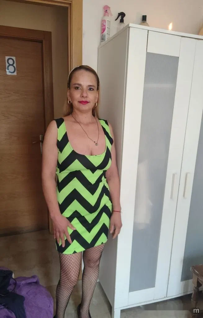 Escort latina curvy en Alicante