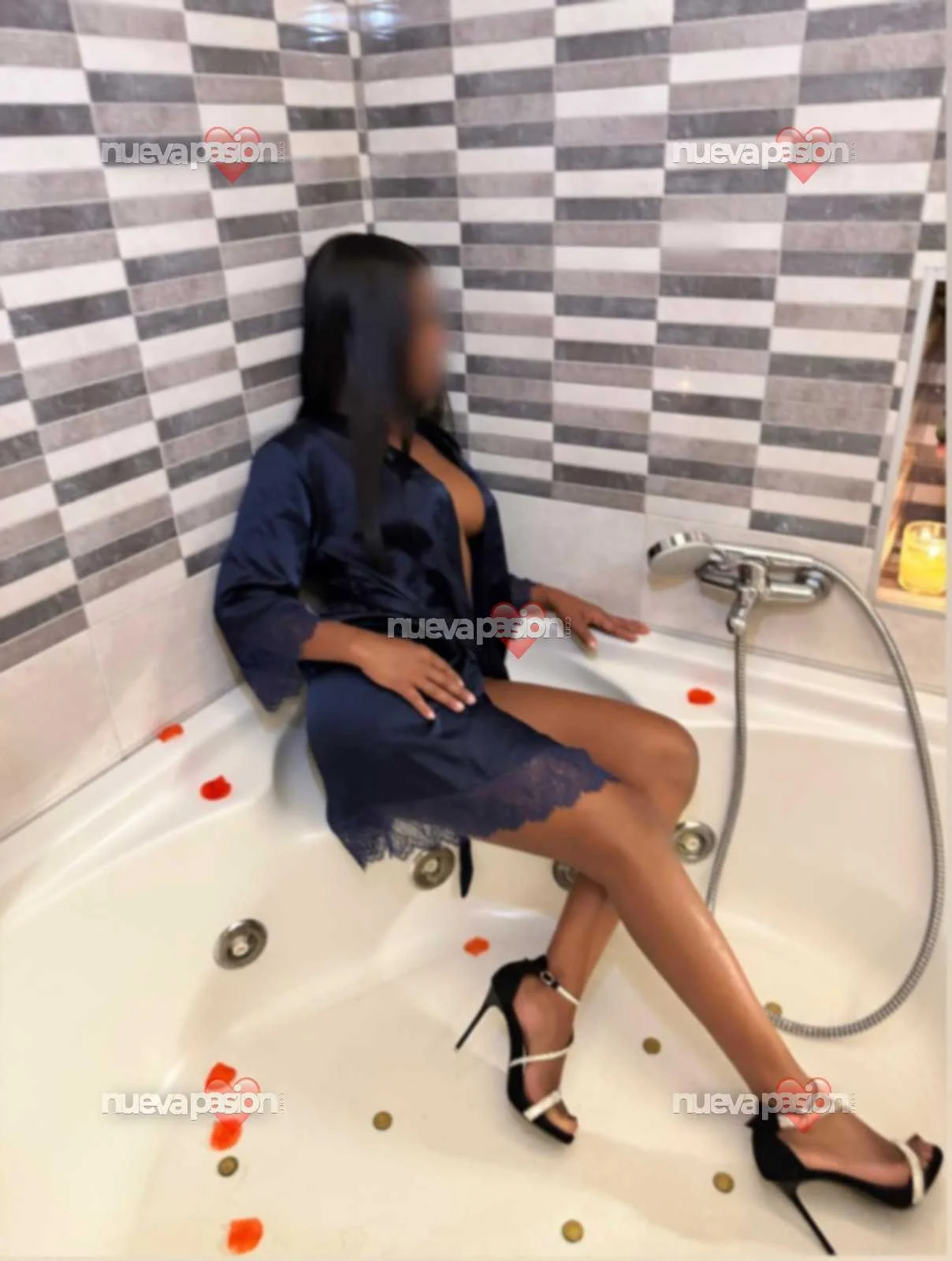 Escort mulata curvy en Madrid