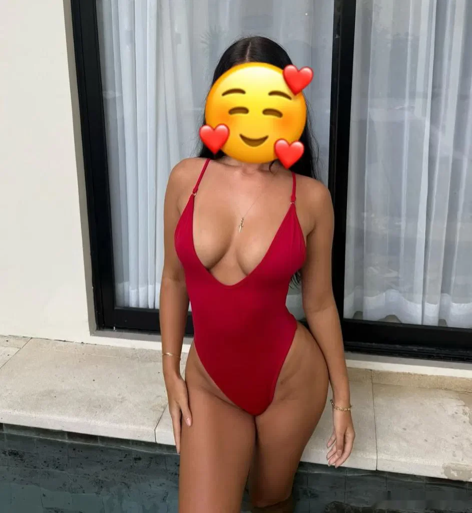 Escort latina curvy en Cádiz