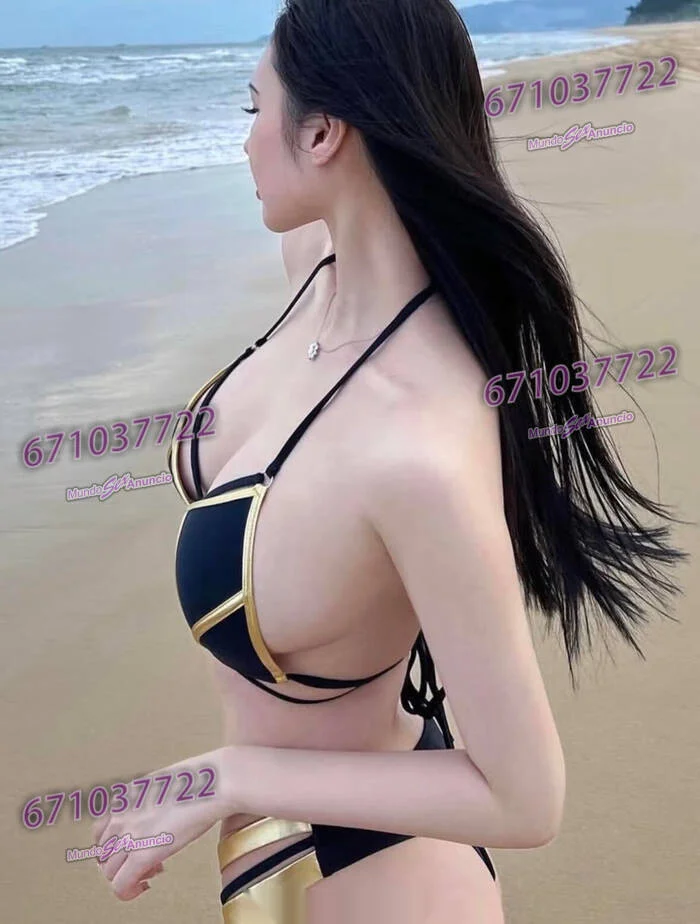 Escort asiática curvy en Valencia